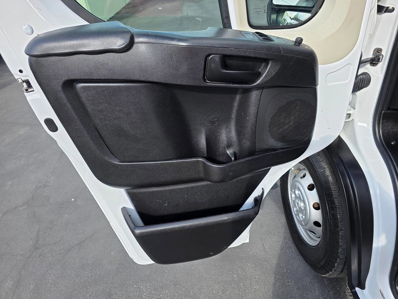 Used 2021 RAM ProMaster 2500 image 22