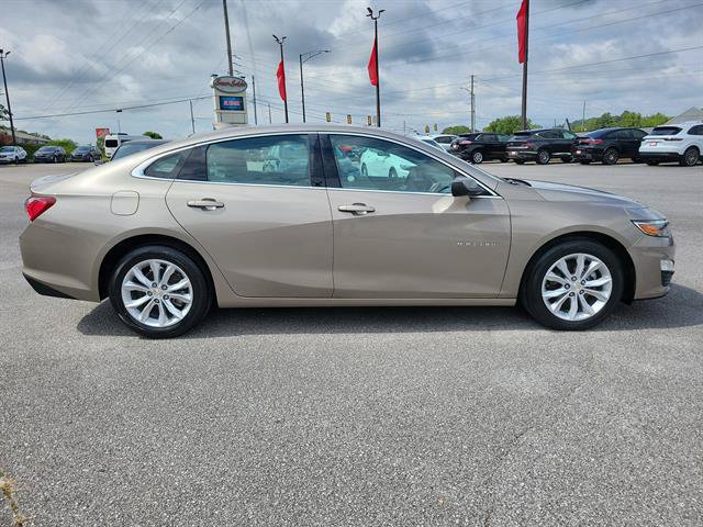Used 2022 Chevrolet Malibu LT FWD image 4