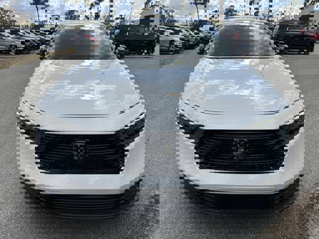 Used 2024 Honda Accord Sport image 3