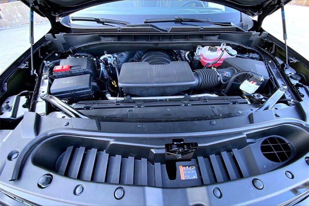 New 2026 Cadillac Escalade Luxury image 17