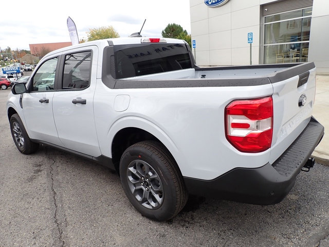 New 2025 Ford Maverick XLT image 3