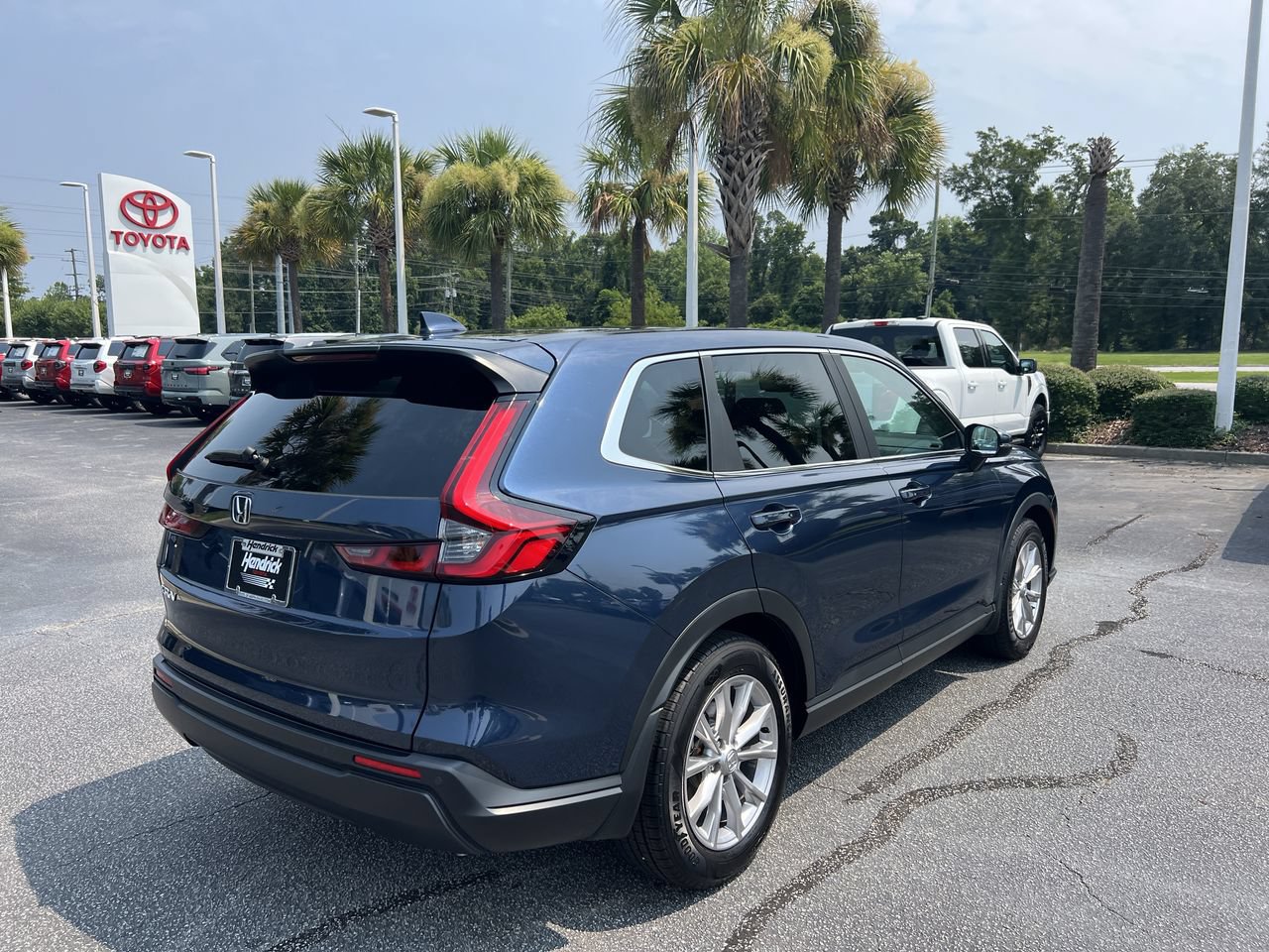 Used 2024 Honda CR-V EX-L image 10