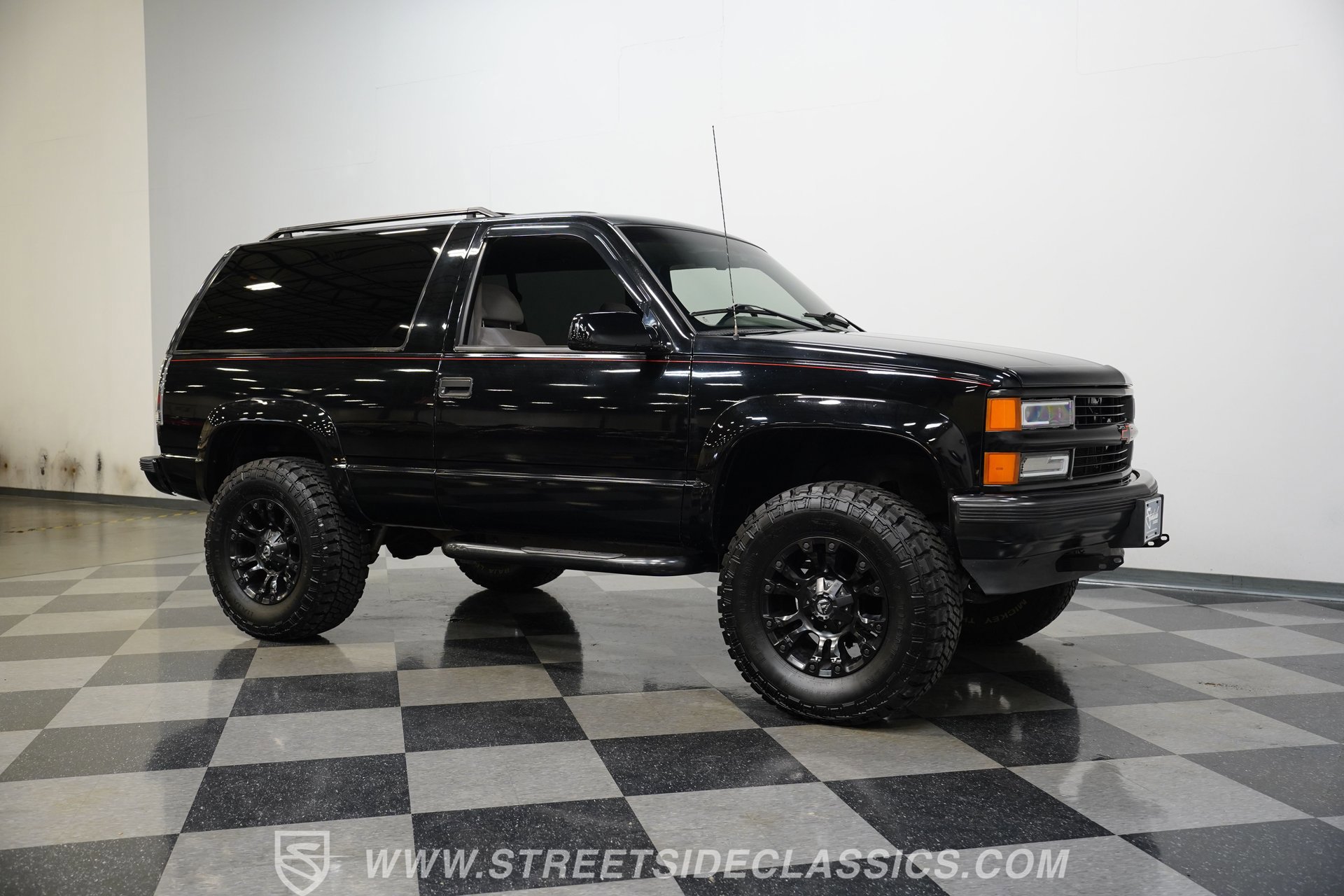 Used 1996 Chevrolet Tahoe Z71 image 15