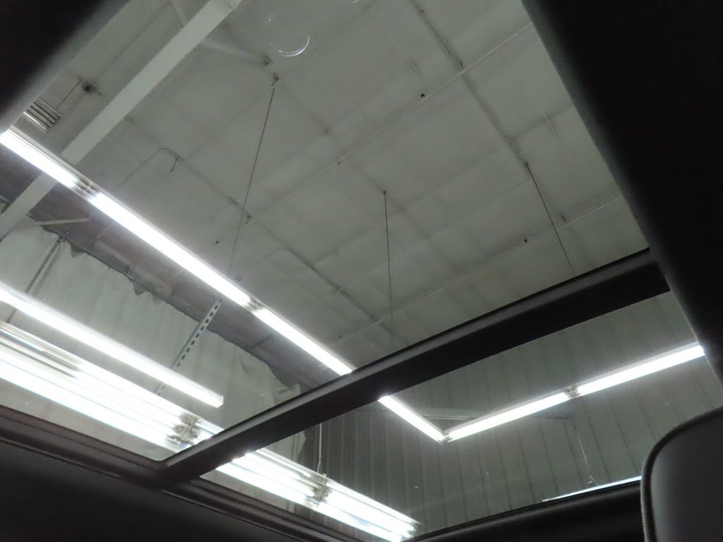 Used 2024 Chevrolet Suburban RST w/ Luxury Package image 28