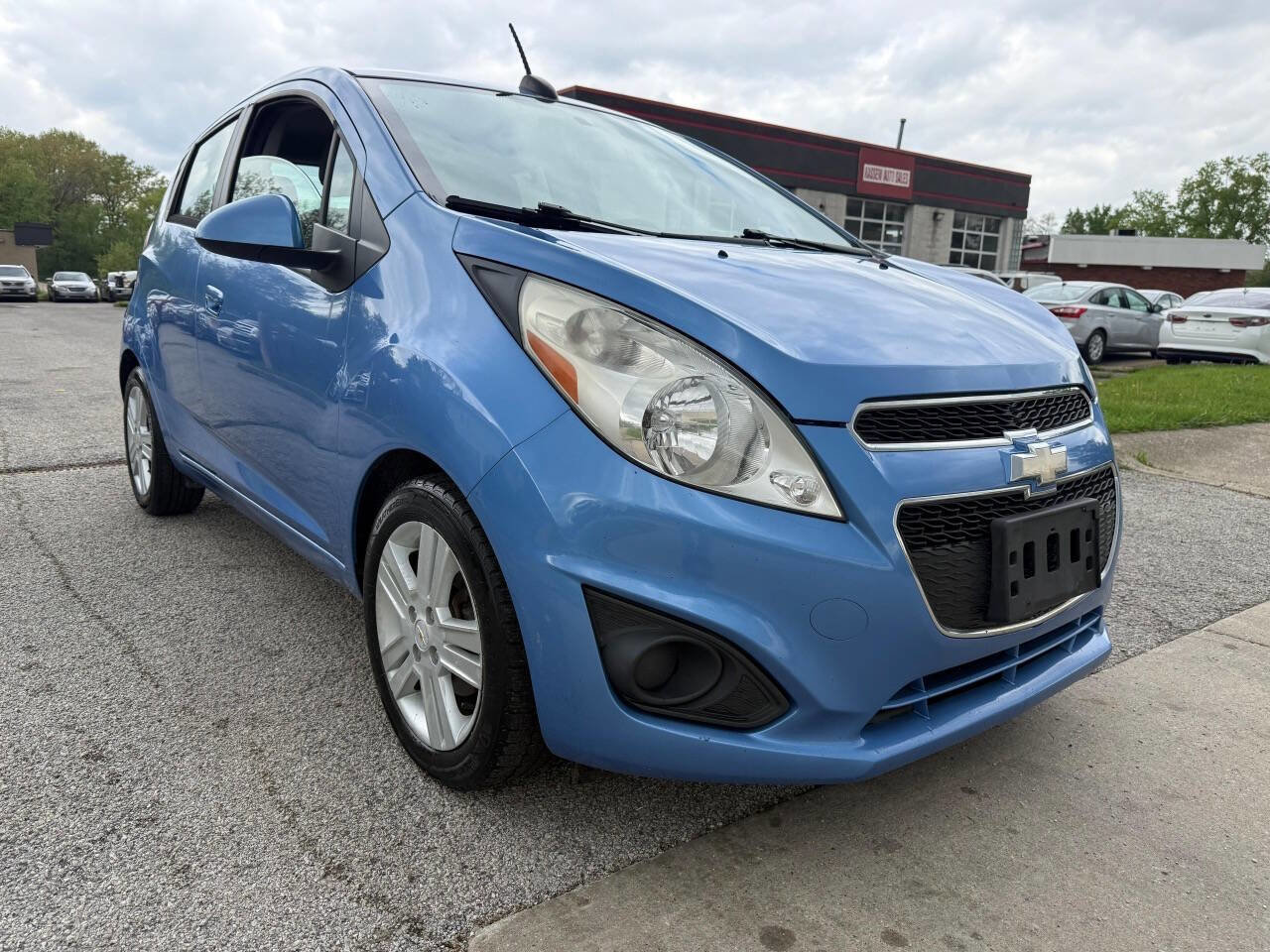 Used 2015 Chevrolet Spark LT FWD image 4