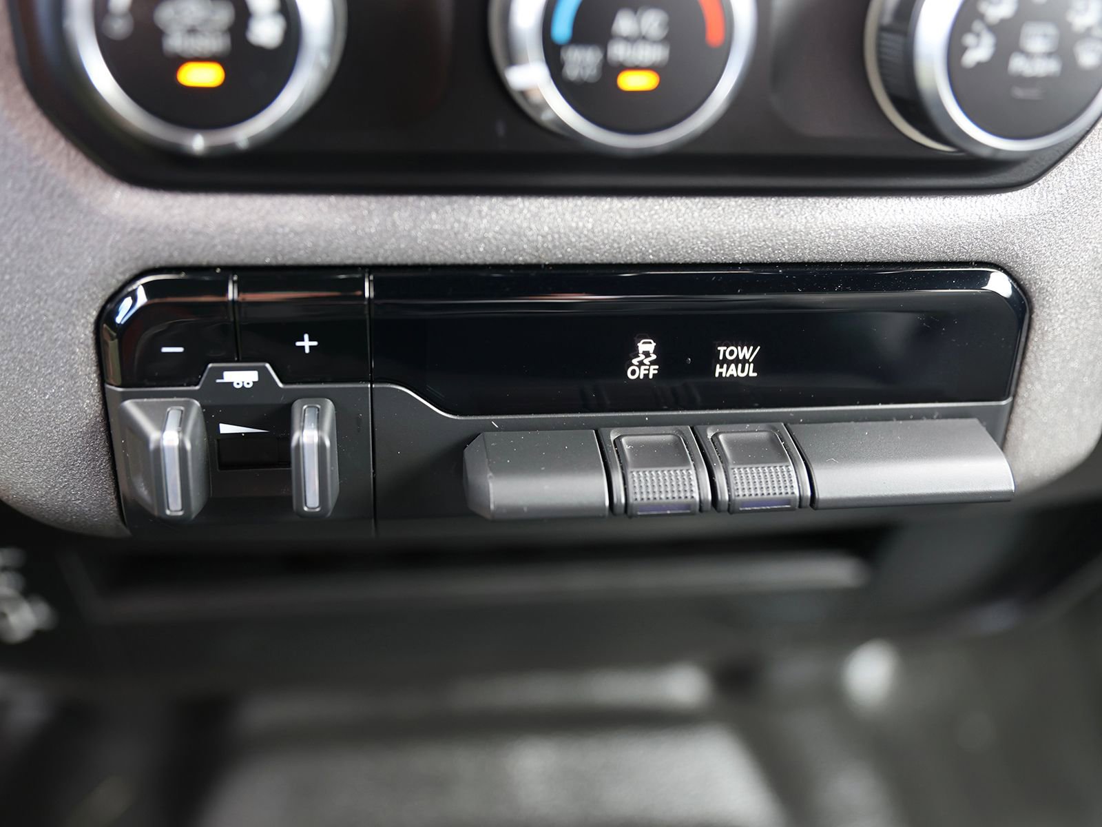 Used 2022 RAM 2500 Tradesman AWD/4WD image 31