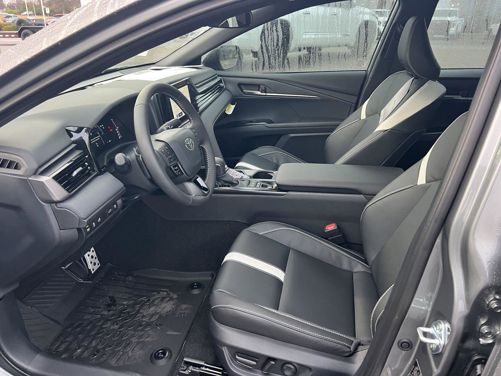 New 2026 Toyota Camry SE image 6