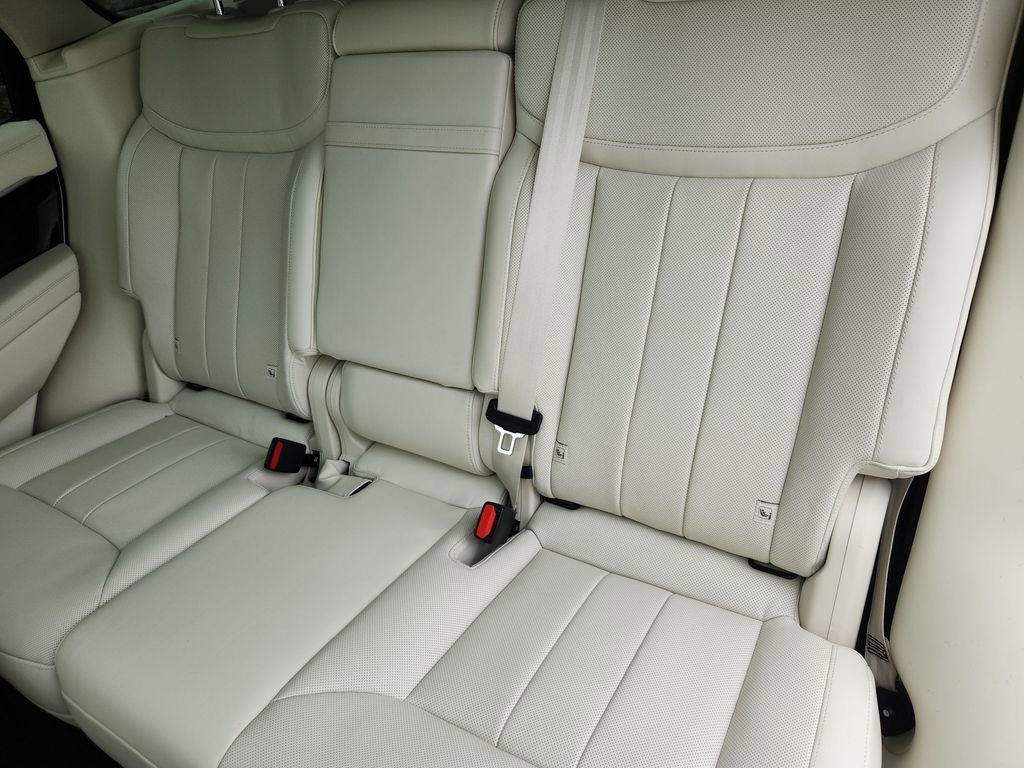 Used 2023 Land Rover Range Rover SE AWD/4WD image 26
