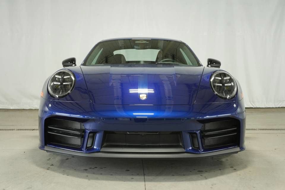 Certified 2026 Porsche 911 Carrera T image 11