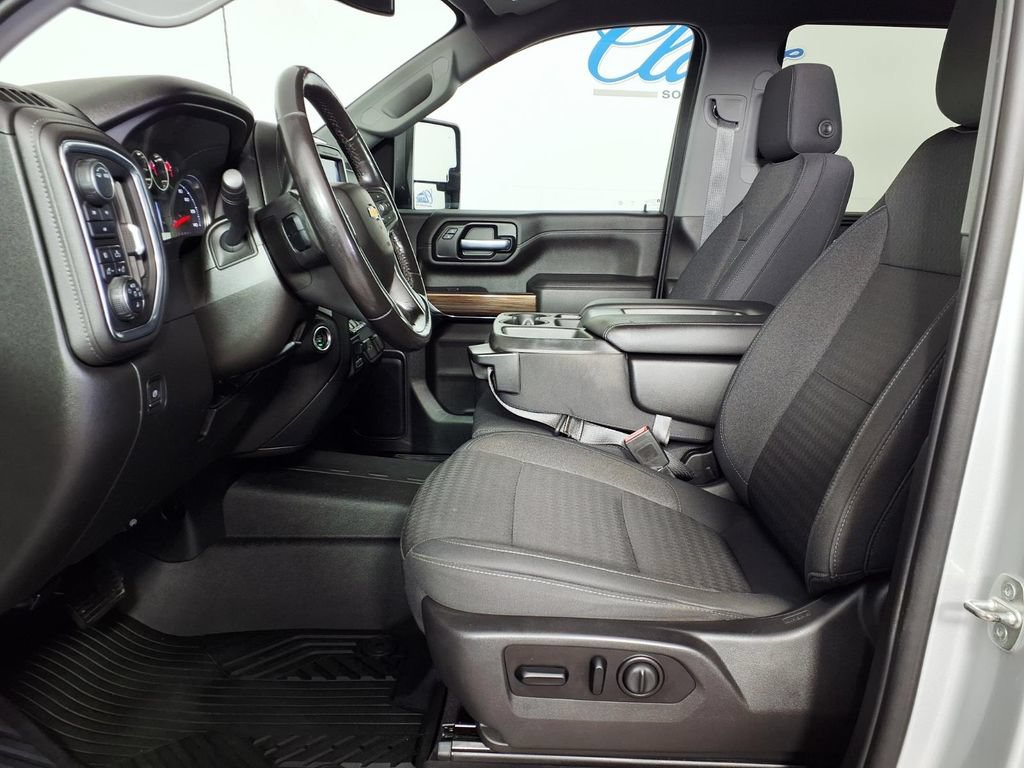 Used 2021 Chevrolet Silverado 2500 LT w/ Texas Edition AWD/4WD image 8