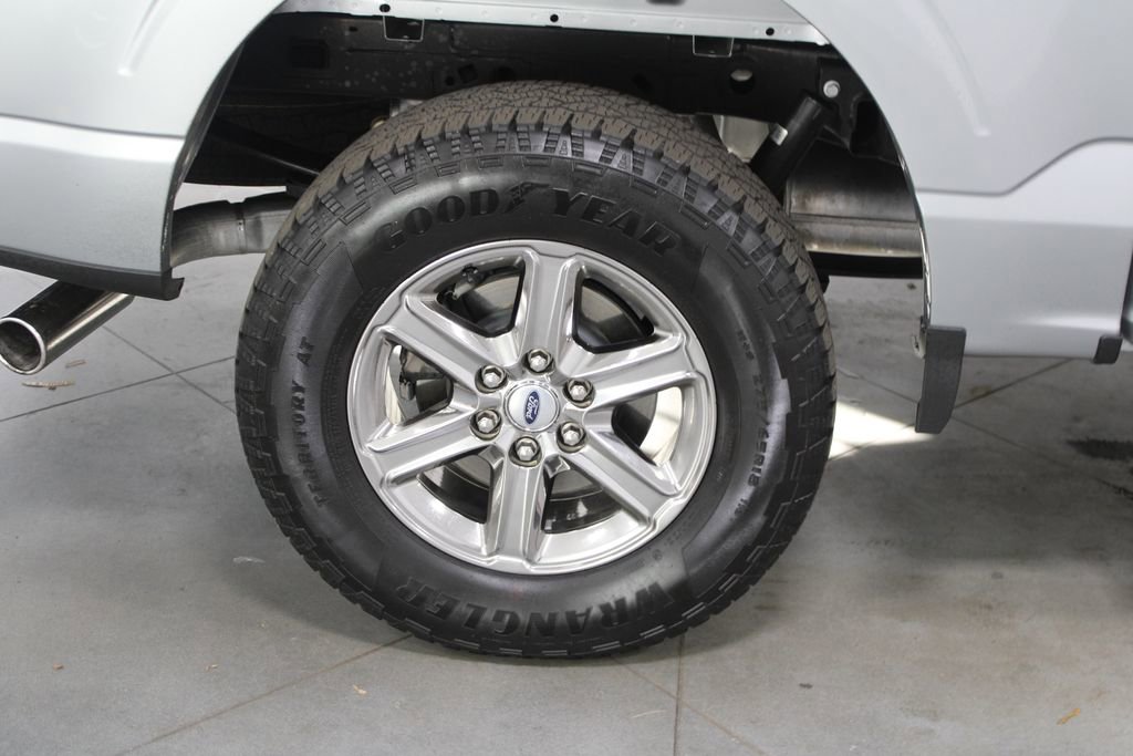 Used 2024 Ford F150 XLT w/ FX4 Off-Road Package image 16