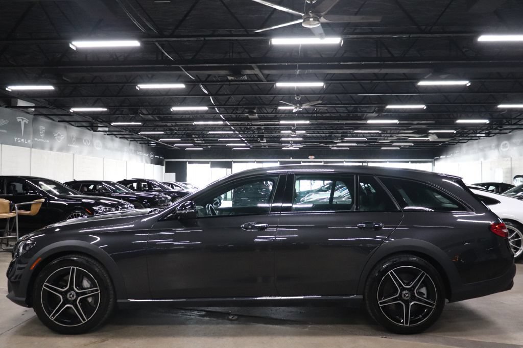 Used 2021 Mercedes-Benz E 450 4MATIC All-Terrain Wagon image 2