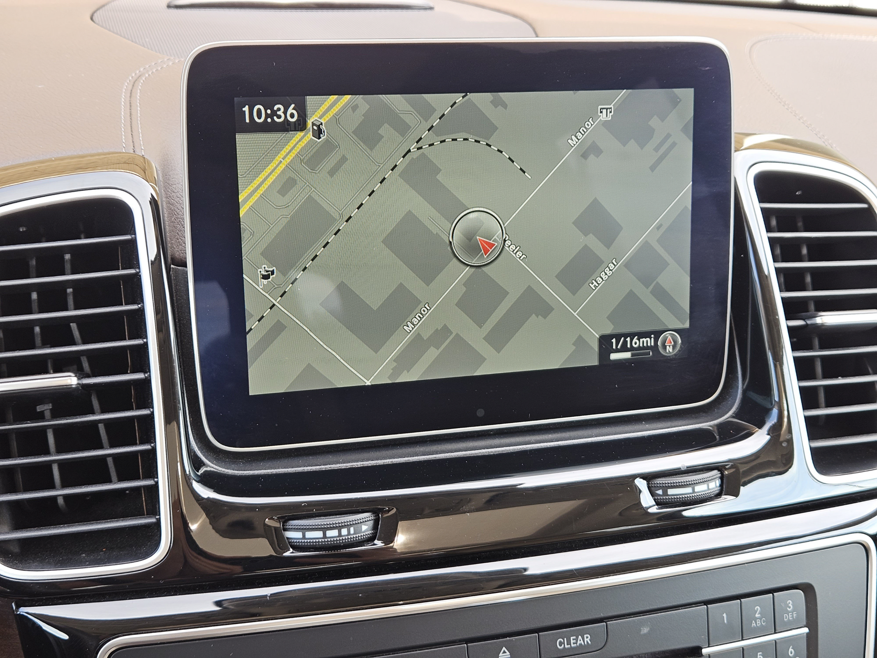 Used 2018 Mercedes-Benz GLE 350 4MATIC image 13