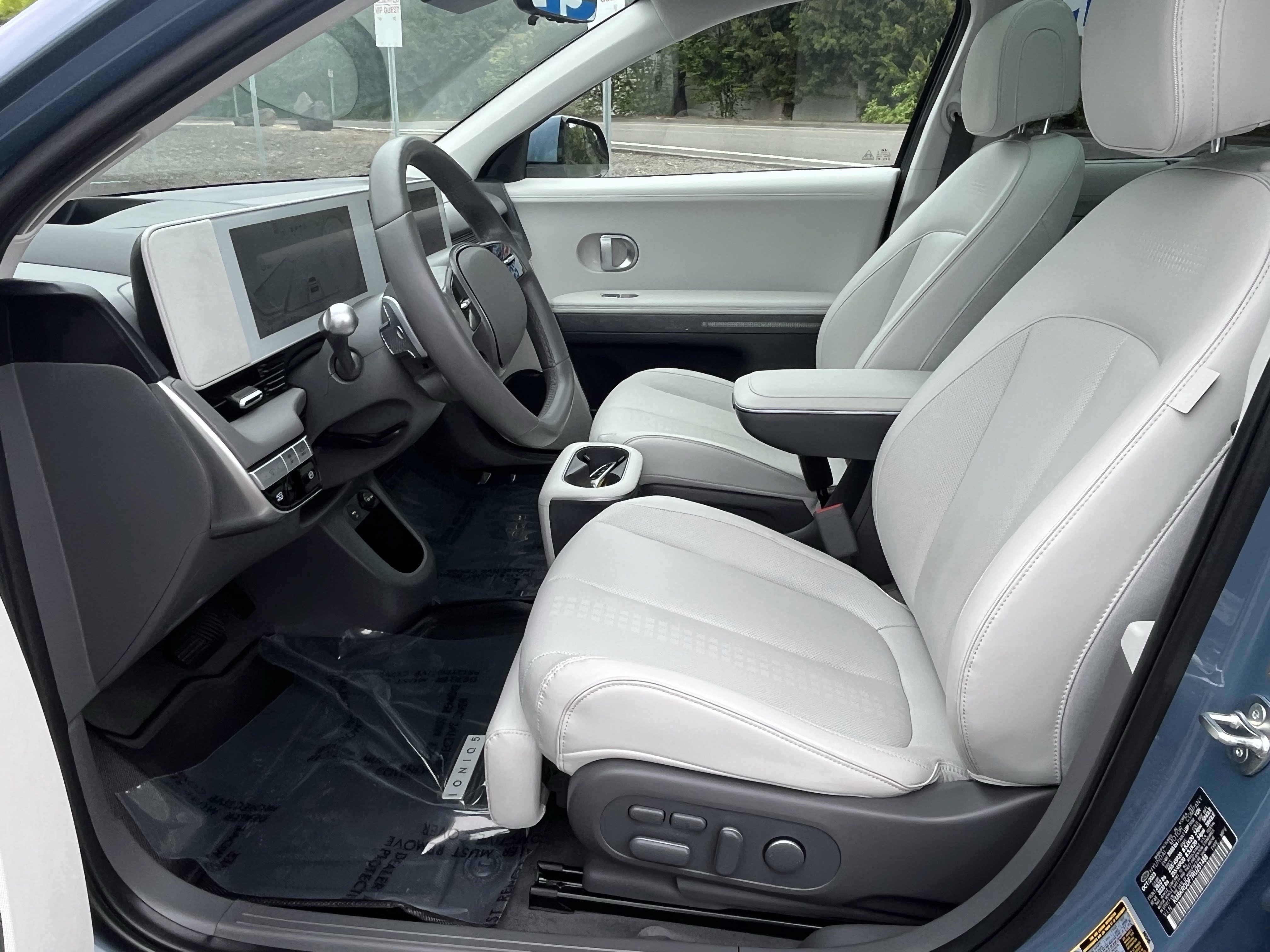 Certified 2024 Hyundai Ioniq 5 Limited AWD/4WD image 10