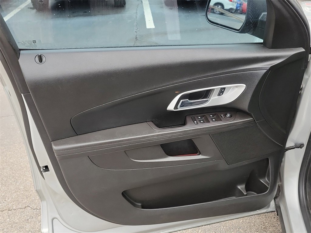 Used 2017 Chevrolet Equinox LS image 15