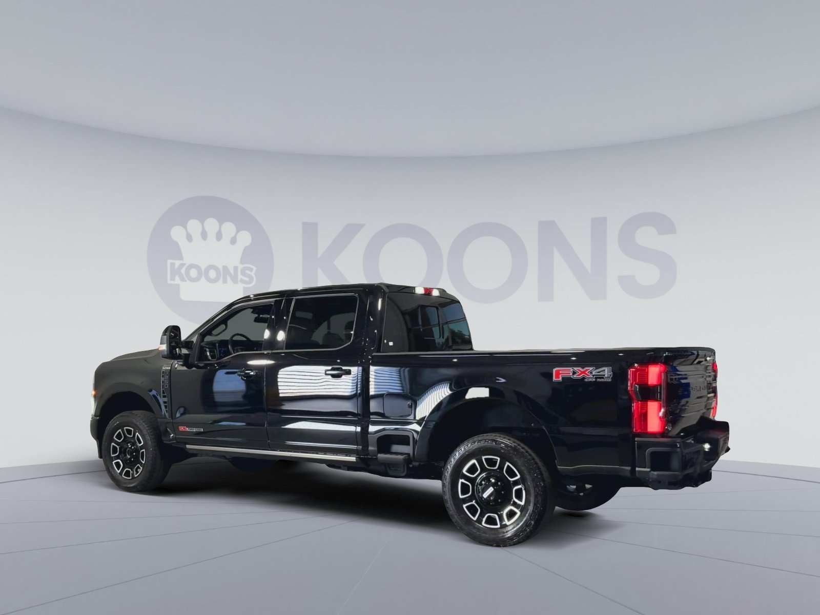 Used 2025 Ford F250 Platinum AWD/4WD image 8