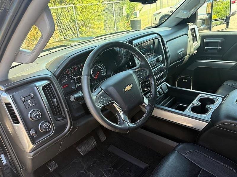 Used 2016 Chevrolet Silverado 3500 LTZ w/ Duramax Plus Package image 21