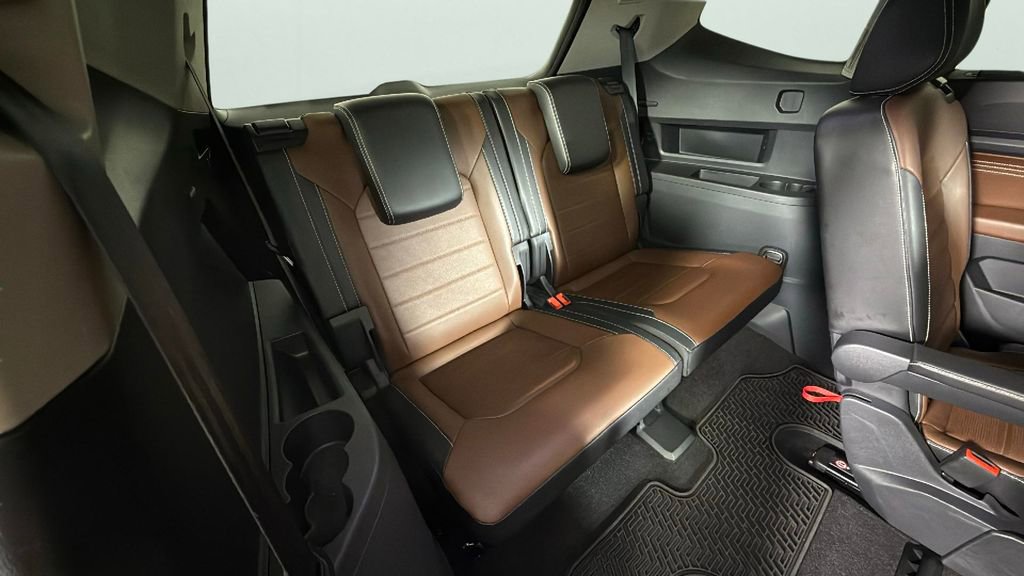 Used 2022 Volkswagen Atlas SEL Premium image 32