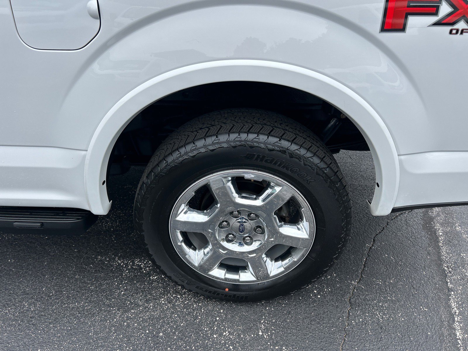Used 2018 Ford F150 Lariat w/ Equipment Group 502A Luxury AWD/4WD image 36