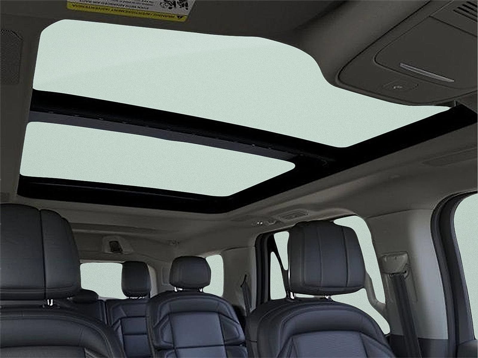 Certified 2025 Lincoln Navigator Reserve AWD/4WD image 37