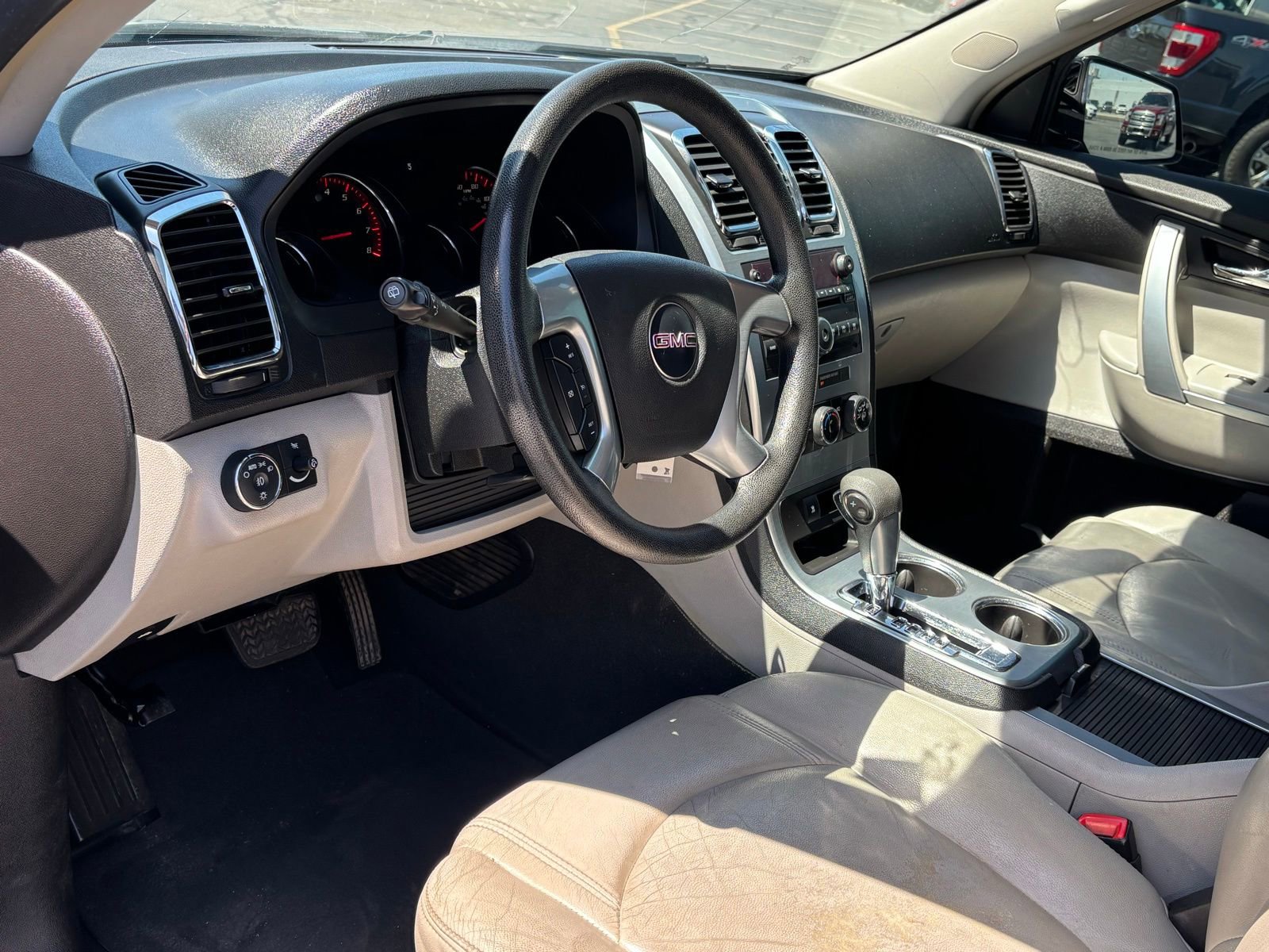 Used 2007 GMC Acadia SLE w/ Preferred Package AWD/4WD image 13