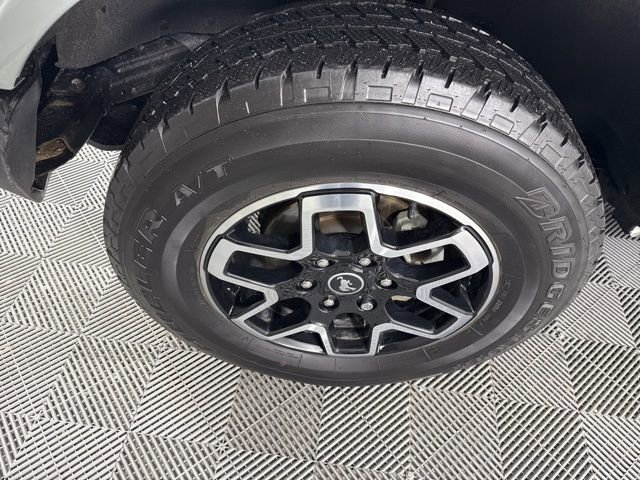 Used 2023 Ford Bronco Outer Banks image 10