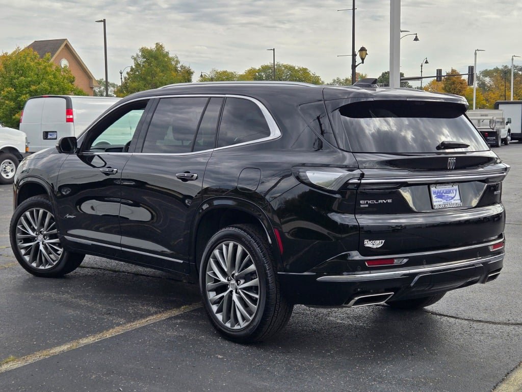 Used 2026 Buick Enclave Avenir w/ Super Cruise Package AWD/4WD image 17
