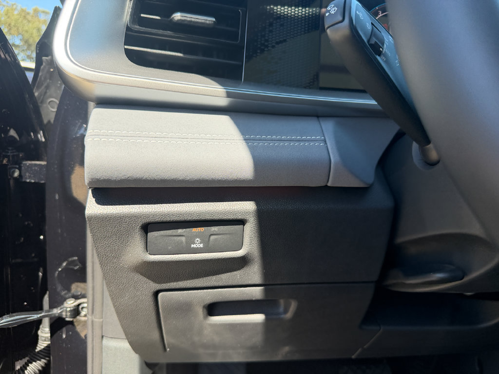 New 2026 Volkswagen Tiguan SE AWD/4WD image 18