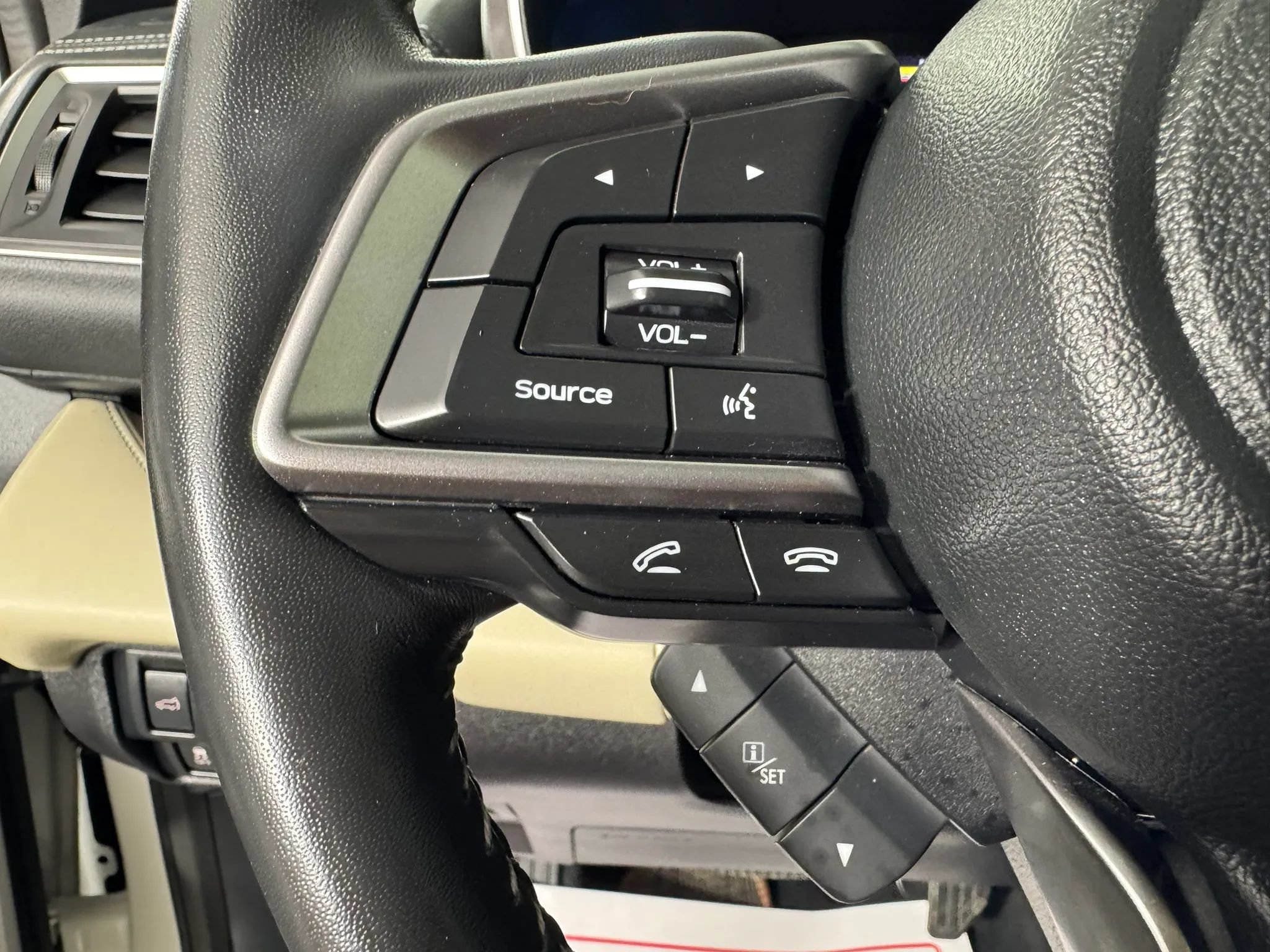 Used 2020 Subaru Ascent Touring w/ Popular Package #3 AWD/4WD image 15