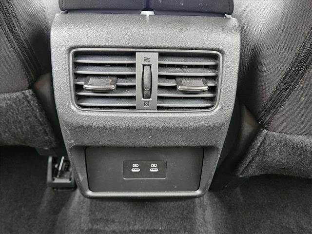 Used 2025 Nissan Rogue SV image 16