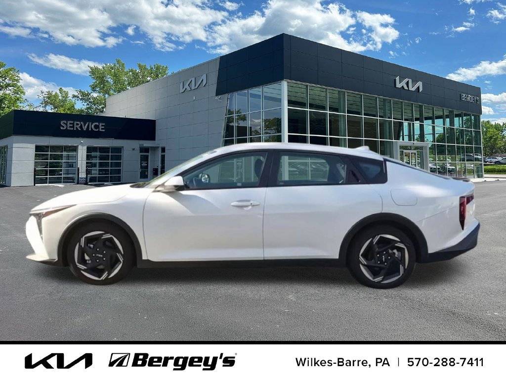 Certified 2025 Kia K4 EX FWD image 5