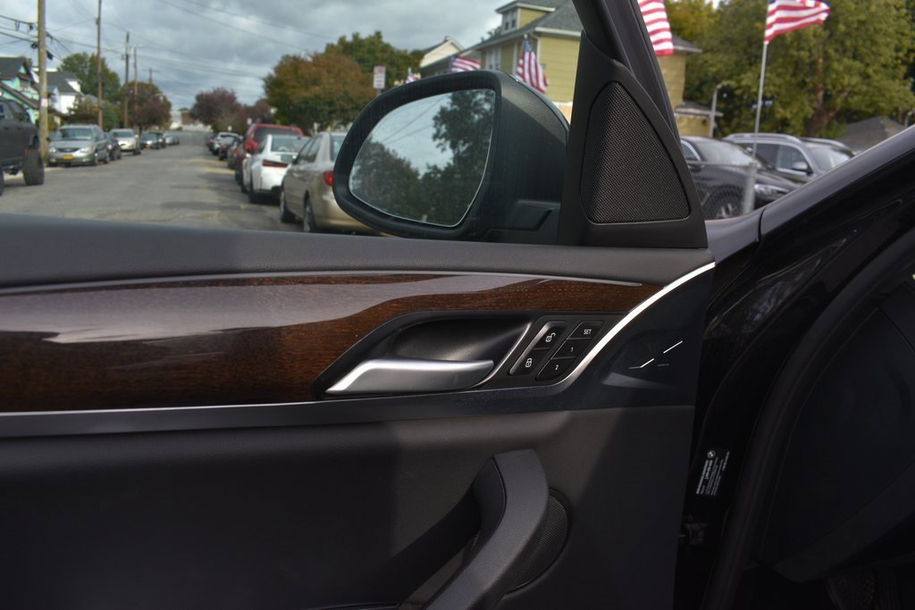 Used 2024 BMW X4 xDrive30i image 14