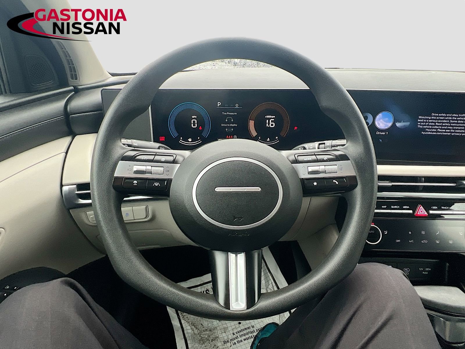 Used 2025 Hyundai Tucson SEL image 14