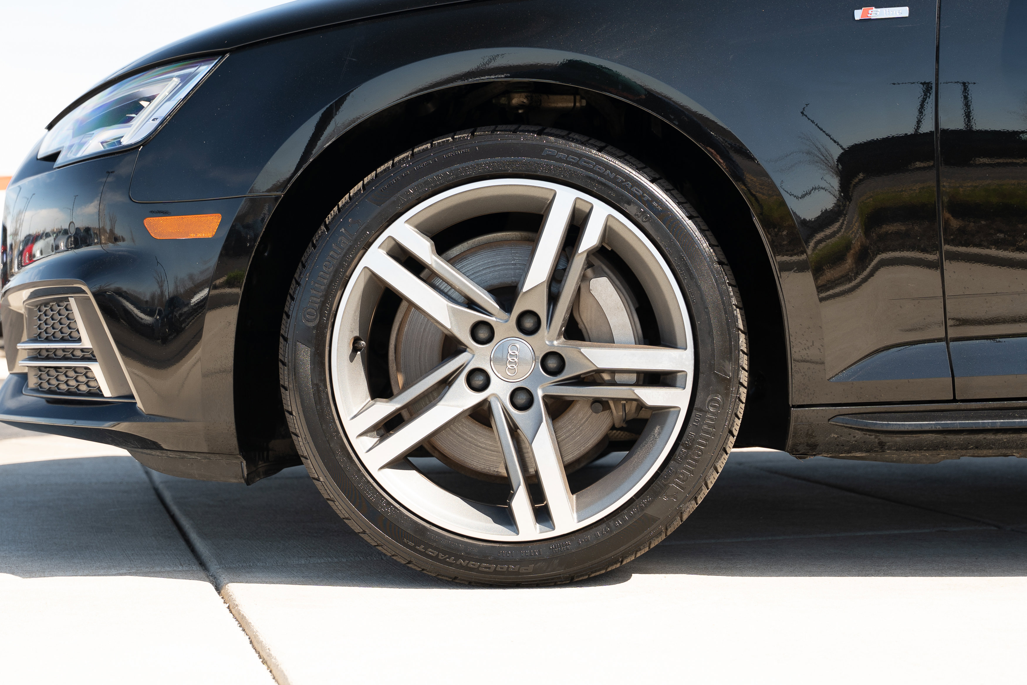 Used 2018 Audi A4 2.0T Premium Plus w/ Premium Plus Package image 32