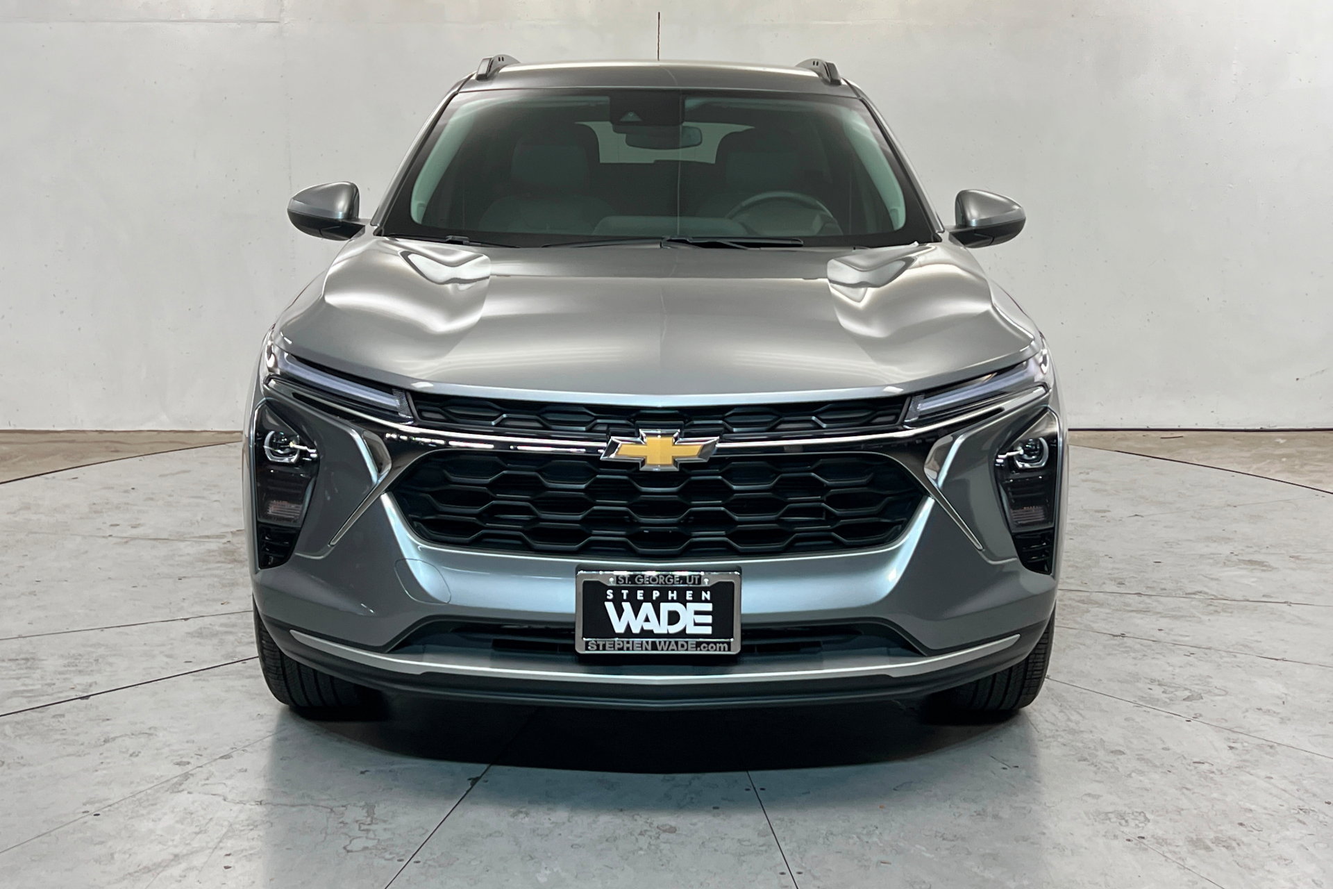 Used 2025 Chevrolet Trax LT w/ LT Convenience Package FWD image 9