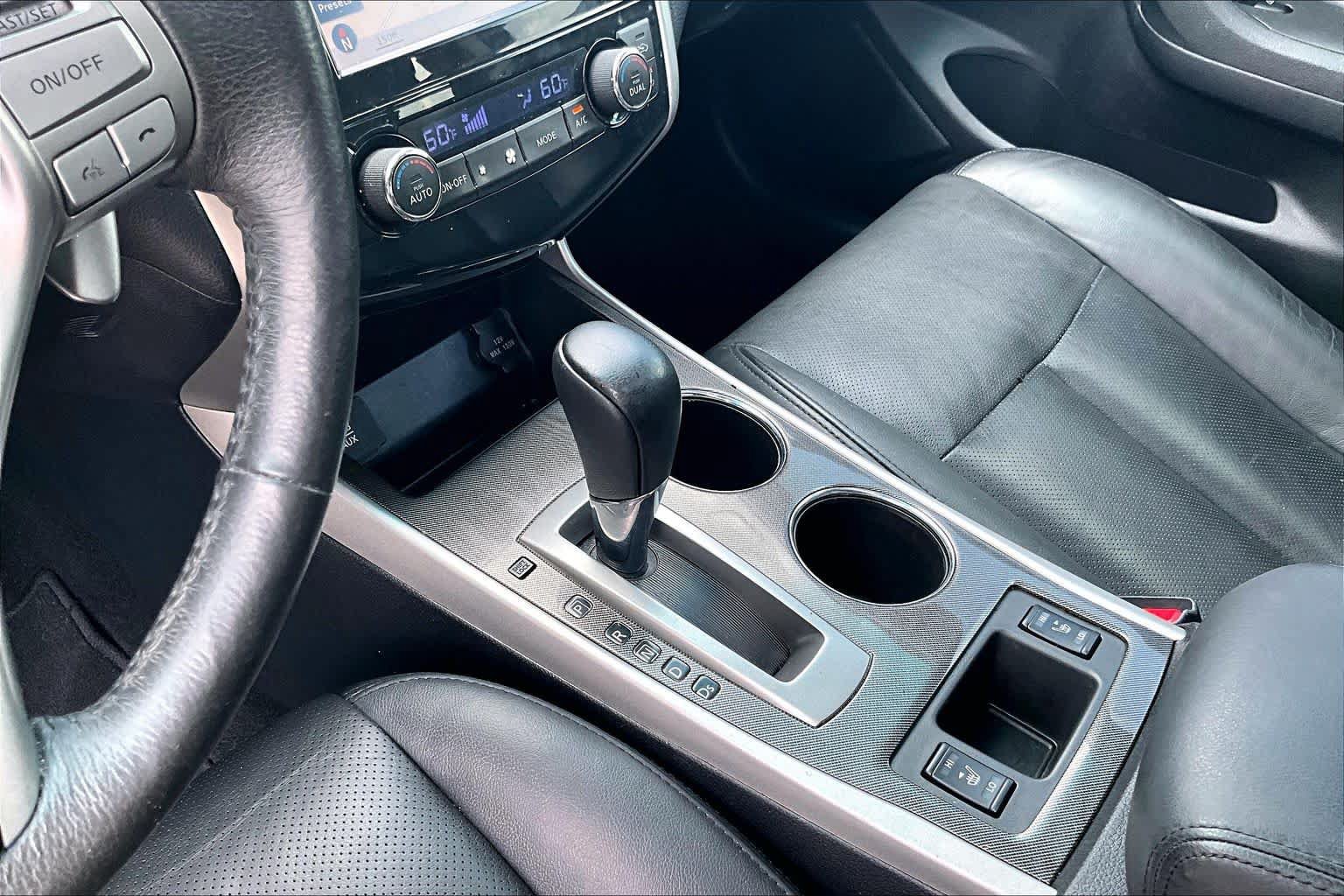Used 2015 Nissan Altima 3.5 SL FWD image 15