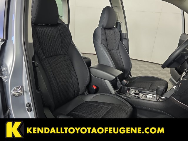 Used 2023 Subaru Forester Premium AWD/4WD image 31