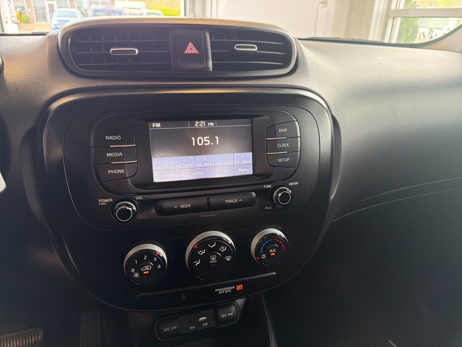 Used 2019 Kia Soul FWD image 22