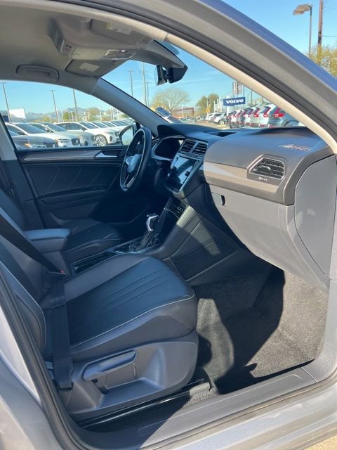 Used 2024 Volkswagen Tiguan Wolfsburg Edition image 30