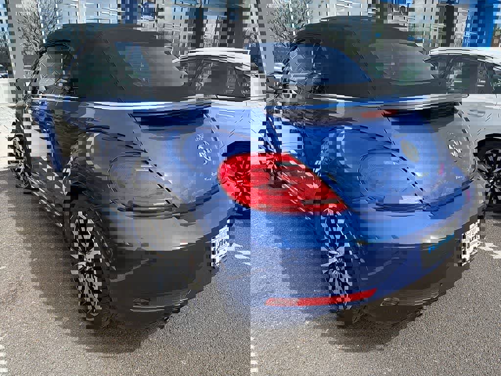 Used 2014 Volkswagen Beetle R-Line image 6