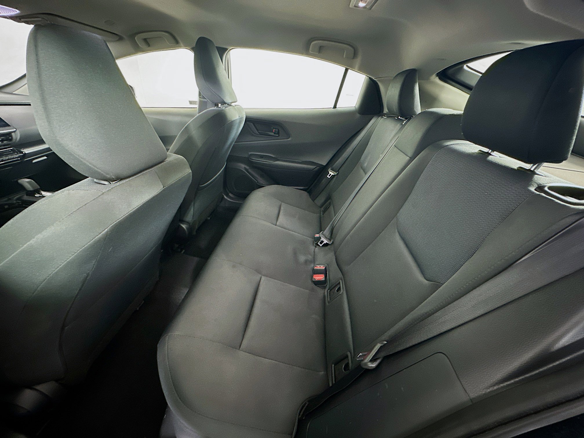 Used 2024 Toyota Prius LE image 27