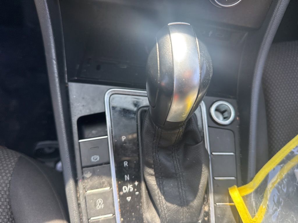 Used 2020 Volkswagen Jetta SE FWD image 18