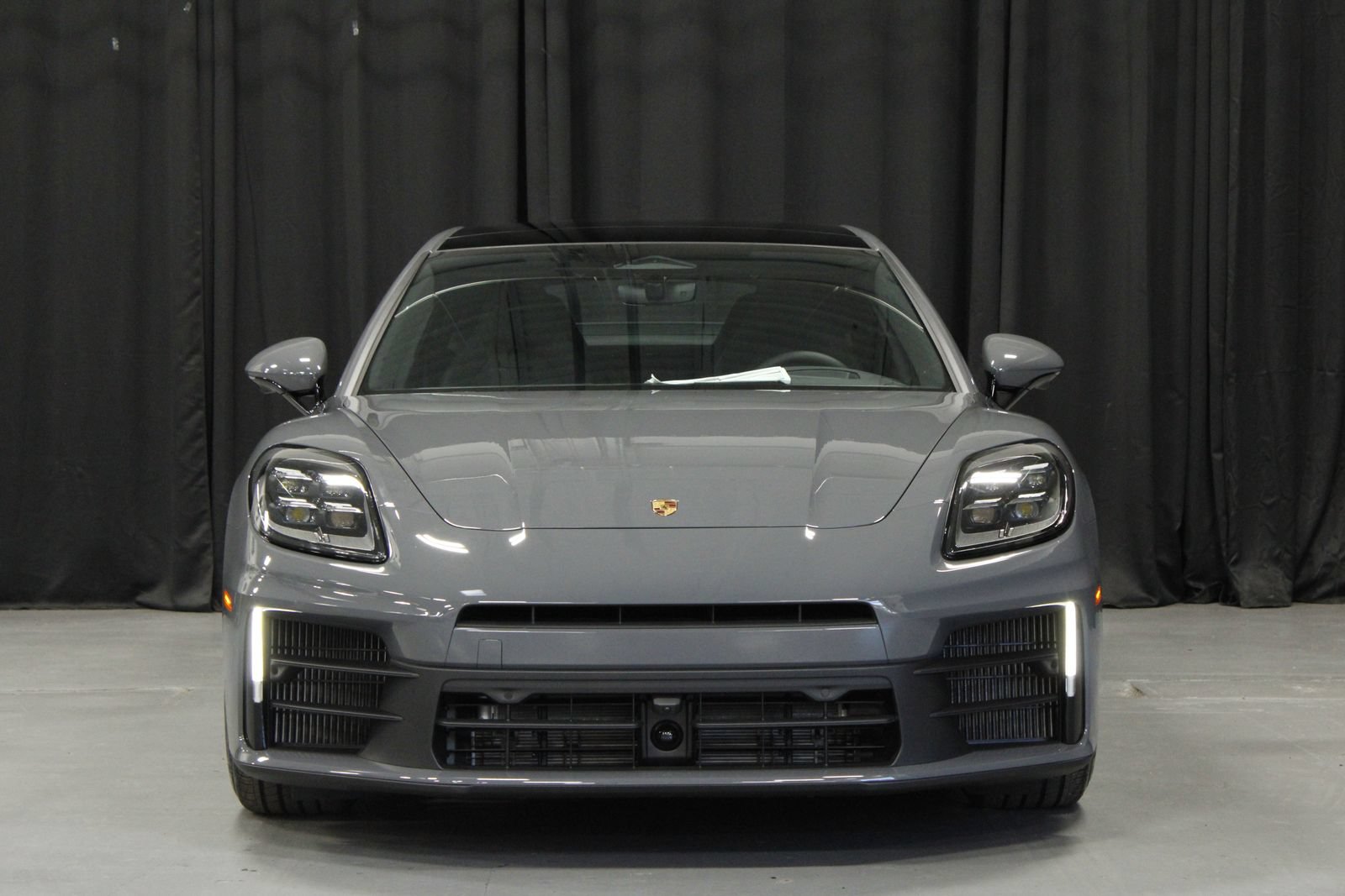 New 2026 Porsche Panamera 4 AWD/4WD image 8