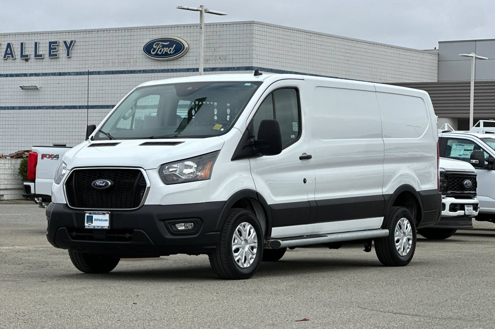 Used 2025 Ford Transit 250 Low Roof w/ Exterior Upgrade Package RWD image 8