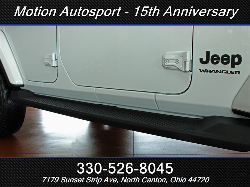 Used 2023 Jeep Wrangler Unlimited Sahara AWD/4WD image 56