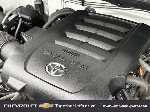 Used 2020 Toyota Tundra SR5 w/ SR5 Leather Package AWD/4WD image 32