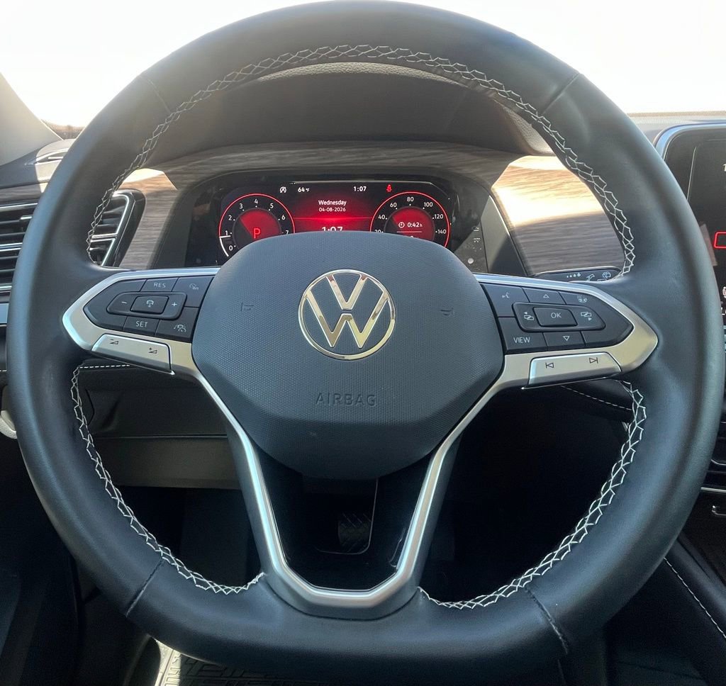 Certified 2025 Volkswagen Atlas SEL image 5