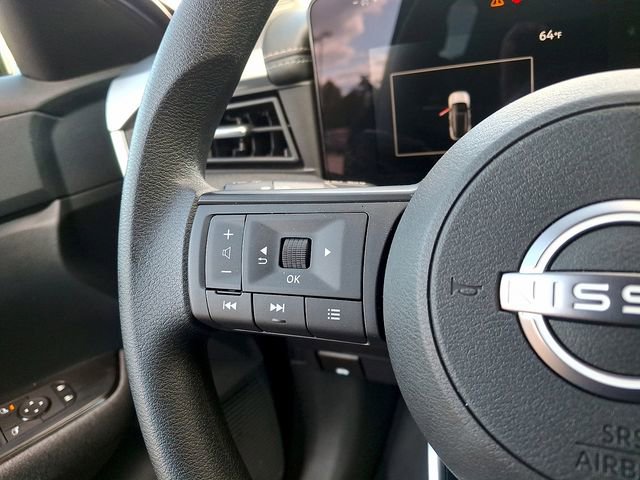 Used 2026 Nissan Kicks SV FWD image 19