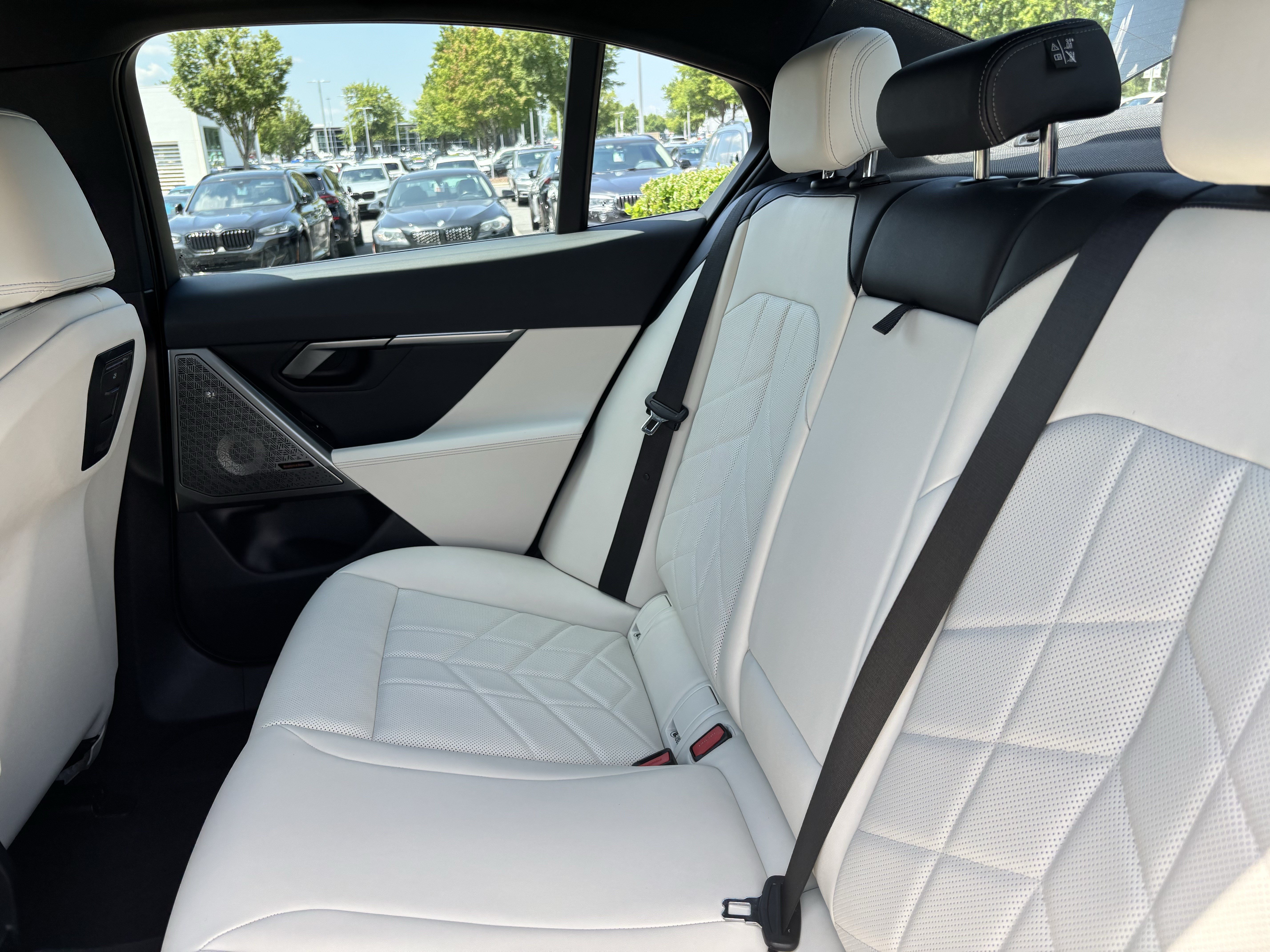 Used 2024 BMW i5 M60 w/ Premium Package AWD/4WD image 26