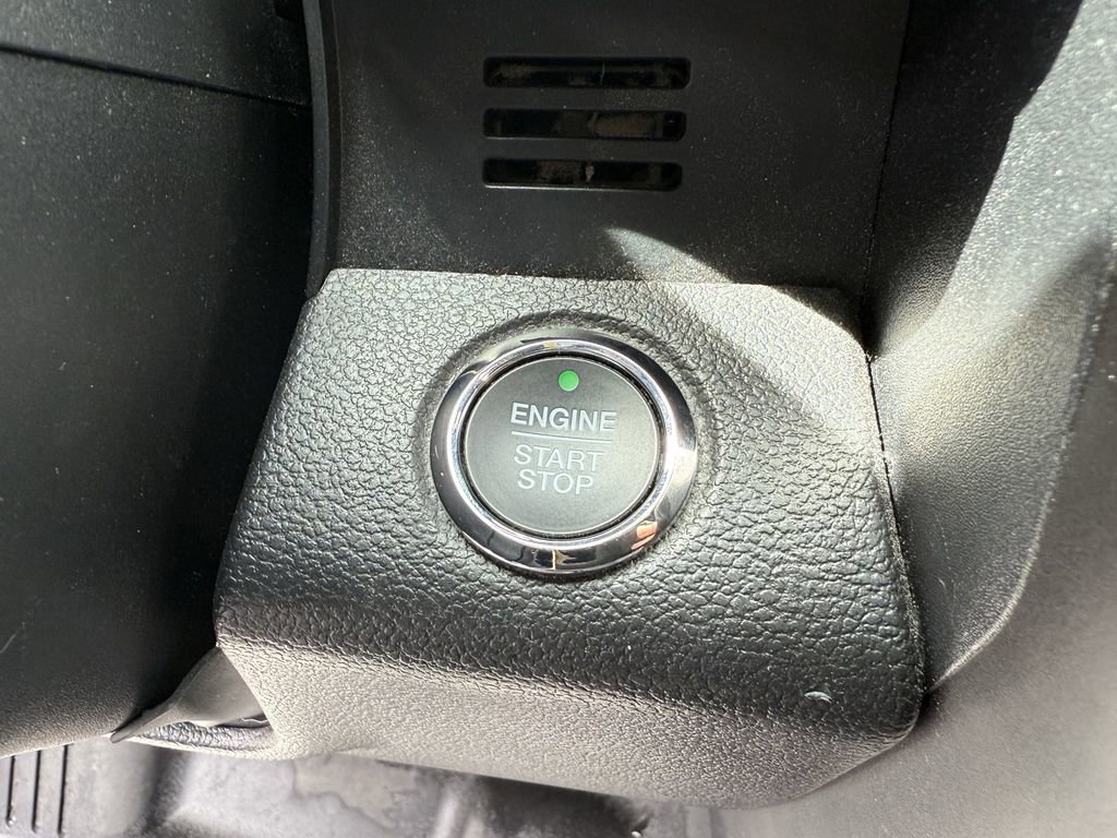 Used 2021 Ford Expedition Max Limited image 18